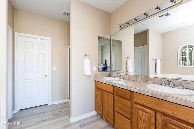 16420 N THOMPSON PEAK Parkway 1049, Scottsdale, AZ 85260