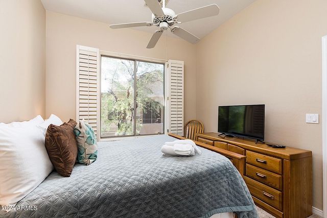 16420 N THOMPSON PEAK Parkway 1049, Scottsdale, AZ 85260