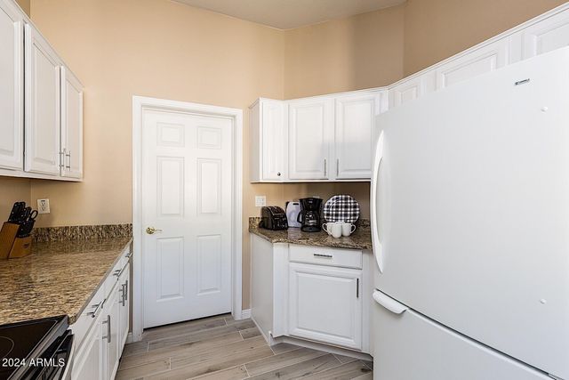 16420 N THOMPSON PEAK Parkway 1049, Scottsdale, AZ 85260