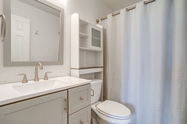 1000 County Road 1105, Rio Vista, TX 76093