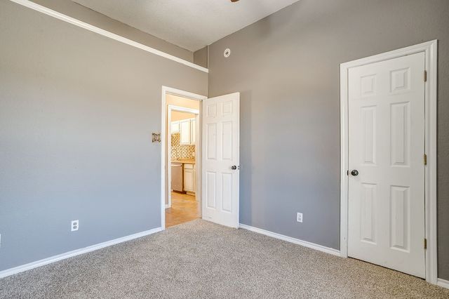 1000 County Road 1105, Rio Vista, TX 76093