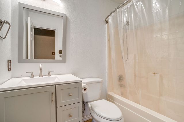 1000 County Road 1105, Rio Vista, TX 76093