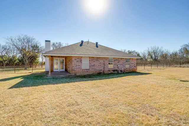 1000 County Road 1105, Rio Vista, TX 76093
