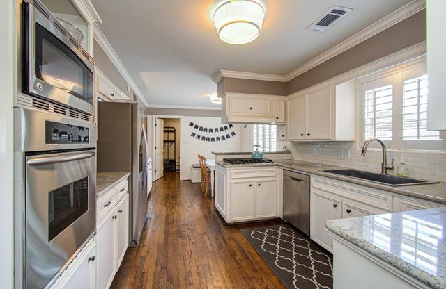 5459 Carew Street, Houston, TX 77096