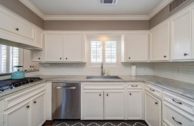 5459 Carew Street, Houston, TX 77096