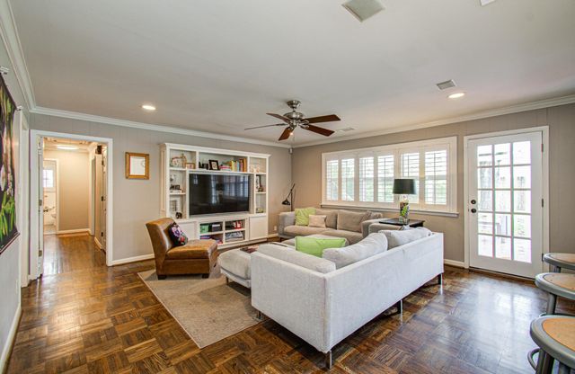 5459 Carew Street, Houston, TX 77096