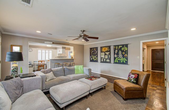 5459 Carew Street, Houston, TX 77096