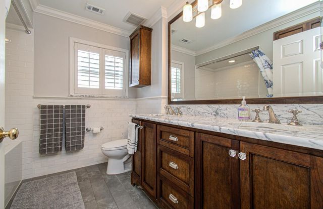 5459 Carew Street, Houston, TX 77096
