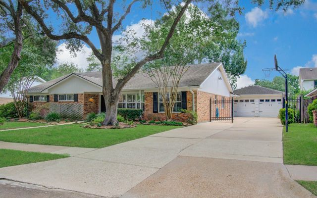5459 Carew Street, Houston, TX 77096