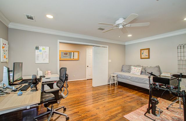 5459 Carew Street, Houston, TX 77096