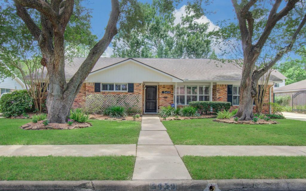 5459 Carew Street, Houston, TX 77096