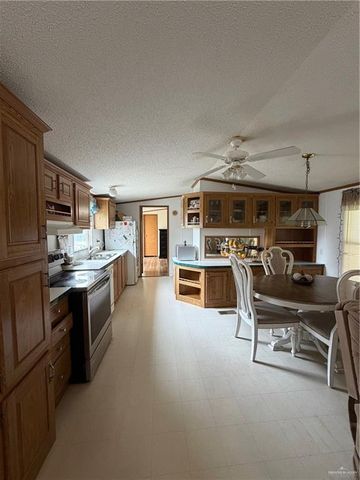 39 Blackhawk Avenue, Harlingen, TX 78552