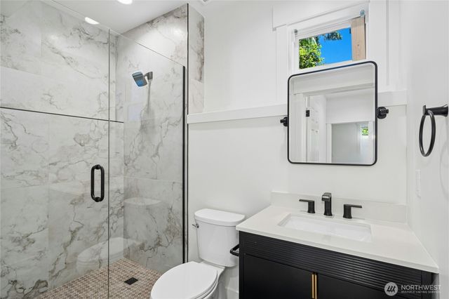 634 11th Avenue, Kirkland, WA 98033