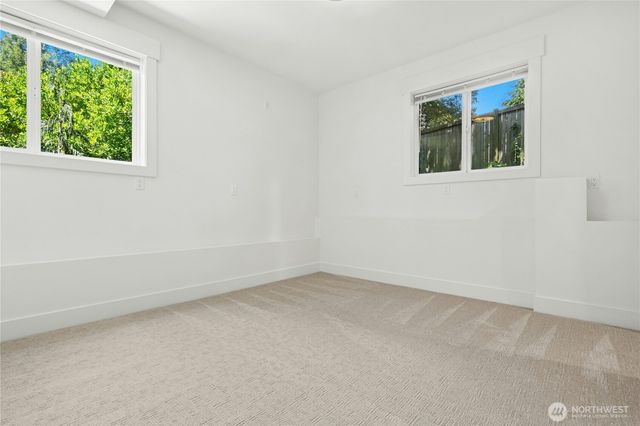 634 11th Avenue, Kirkland, WA 98033