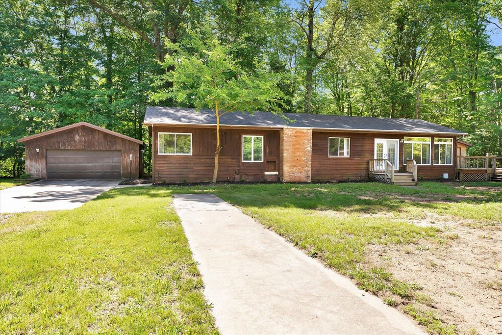 10088 S Brucker Avenue, Bridgeton Twp, MI 49412