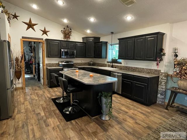 22 E Rich Lane, Blackfoot, ID 83221