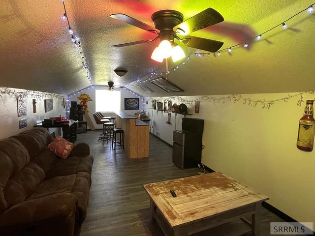 22 E Rich Lane, Blackfoot, ID 83221