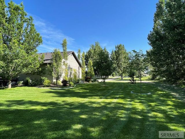 22 E Rich Lane, Blackfoot, ID 83221