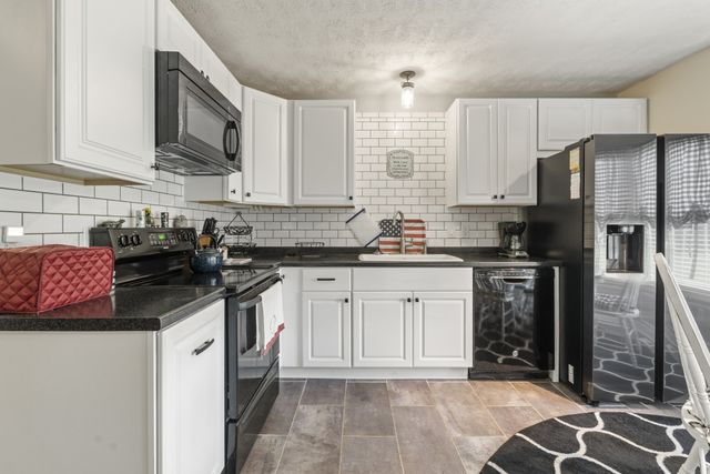 3954 Honeysuckle Way, Chapel Hill, TN 37034