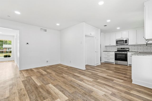 1805 W Belden, Sherman, TX 75092