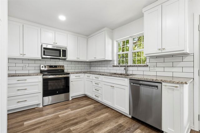 1805 W Belden, Sherman, TX 75092