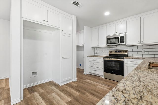 1805 W Belden, Sherman, TX 75092