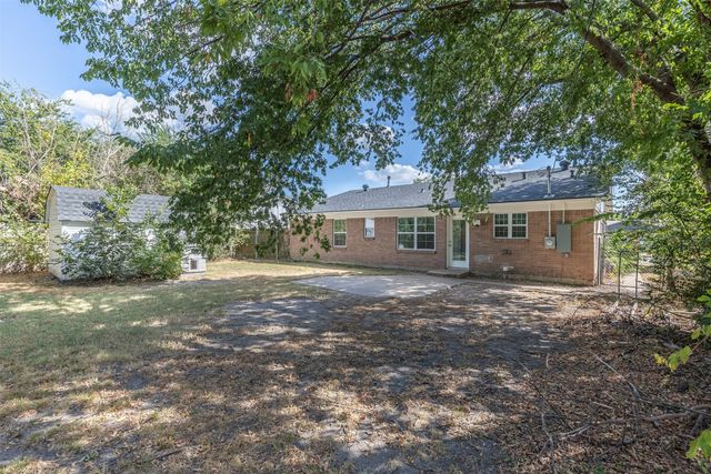 1805 W Belden, Sherman, TX 75092