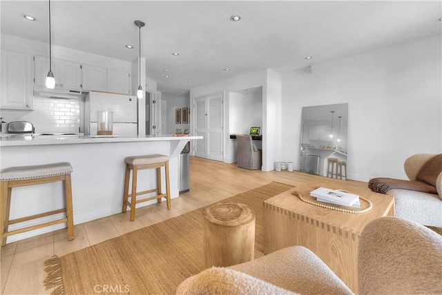 200 McNeil Lane 211, Newport Beach, CA 92663