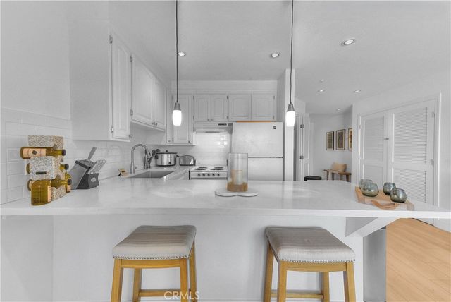 200 McNeil Lane 211, Newport Beach, CA 92663