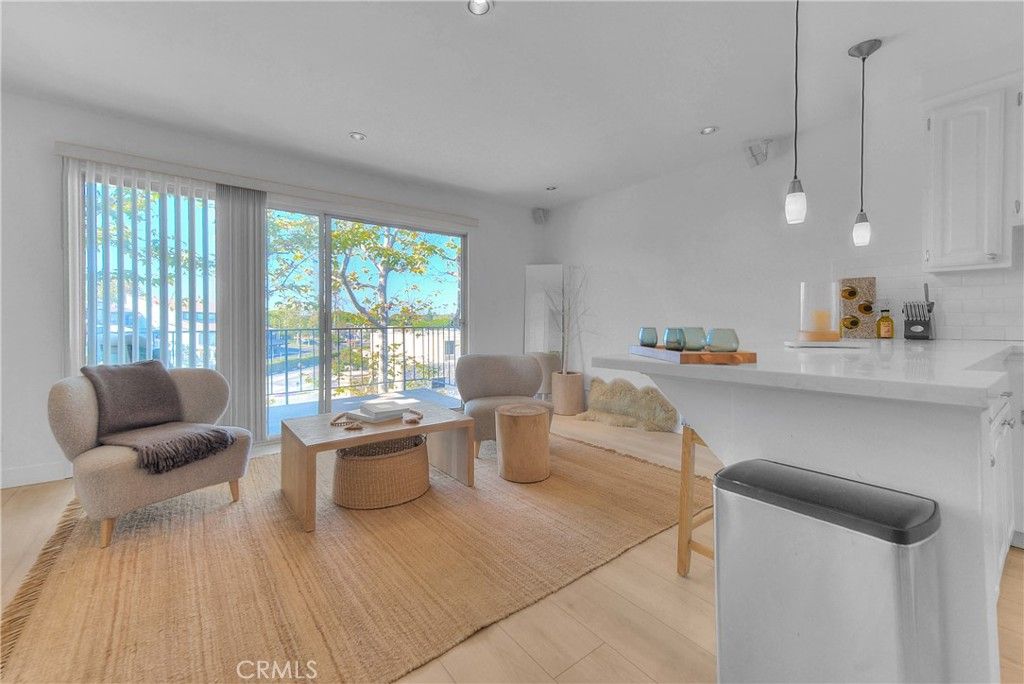 Image 14 of property listing at 200 McNeil Lane 211, Newport Beach, CA 92663
