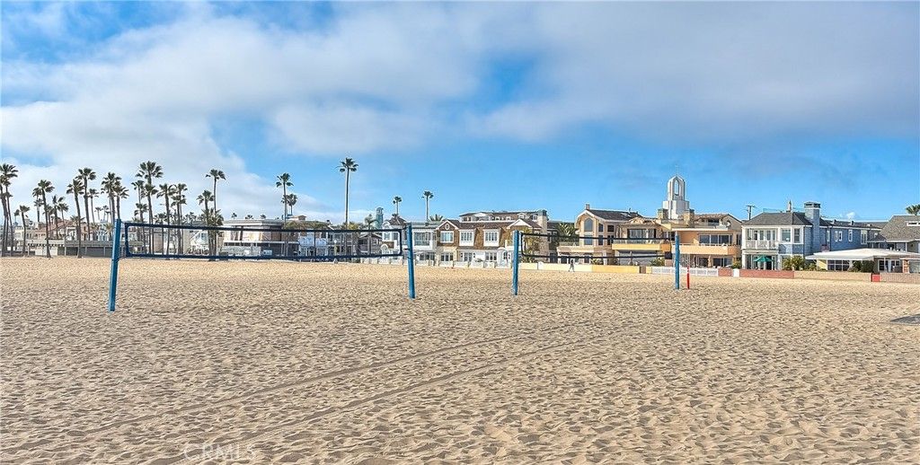 Image 60 of property listing at 200 McNeil Lane 211, Newport Beach, CA 92663