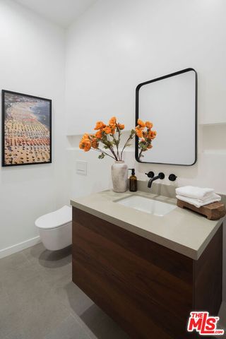 10326 Keswick Avenue, Los Angeles, CA 90064