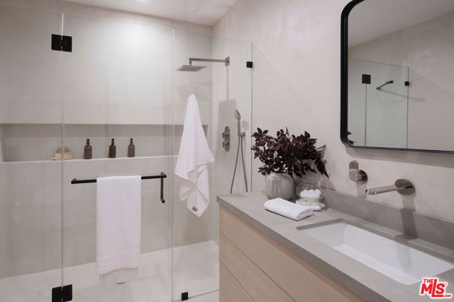 10326 Keswick Avenue, Los Angeles, CA 90064