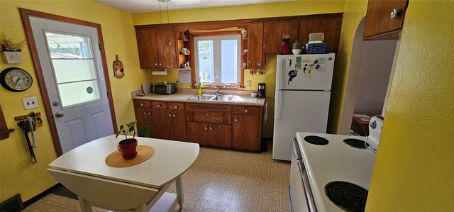 1947 W 33RD Street, Erie, PA 16508