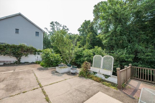21 Vause Street, Northport, NY 11768