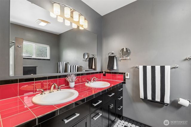 3222 NE 85th Street, Seattle, WA 98115