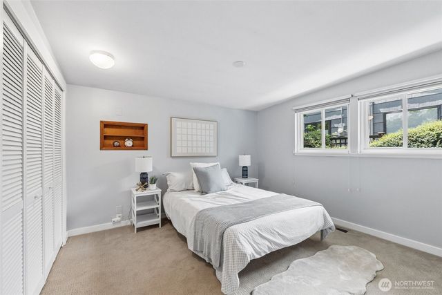 3222 NE 85th Street, Seattle, WA 98115