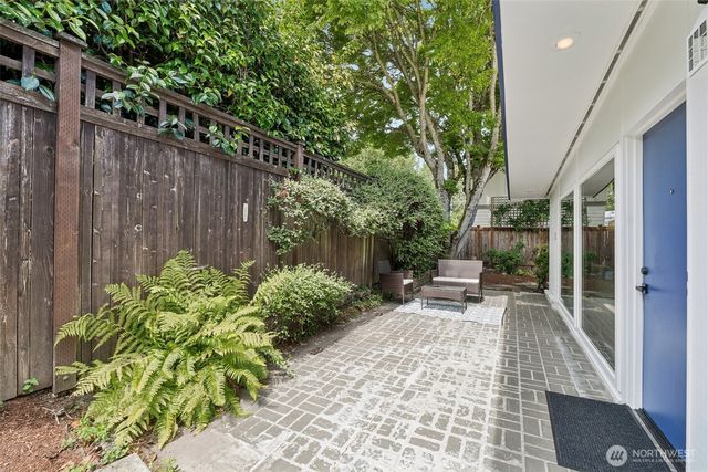 3222 NE 85th Street, Seattle, WA 98115