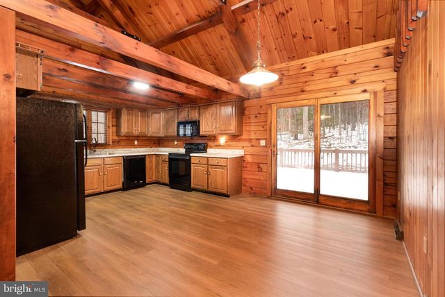 2620 ELLENDALE RD, Dauphin, PA 17018