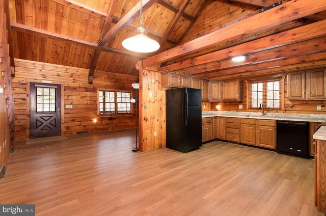 2620 ELLENDALE RD, Dauphin, PA 17018