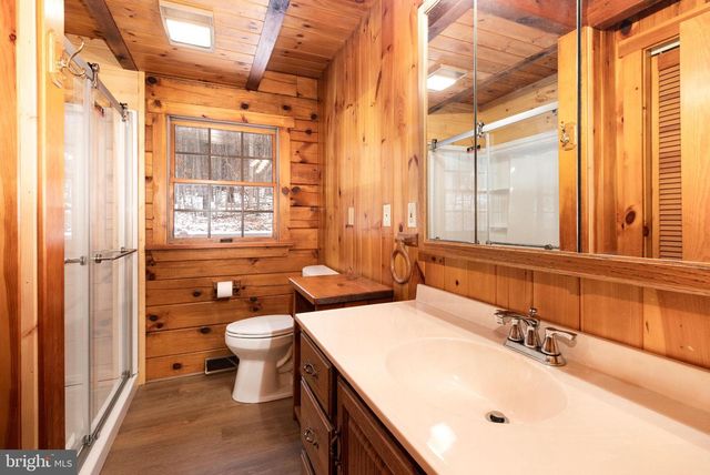 2620 ELLENDALE RD, Dauphin, PA 17018