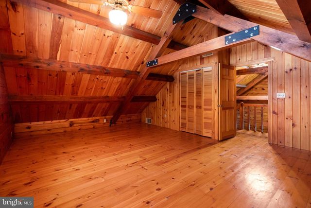 2620 ELLENDALE RD, Dauphin, PA 17018