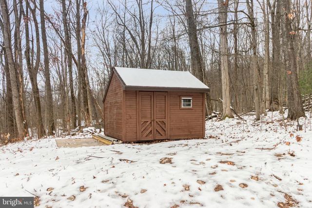 2620 ELLENDALE RD, Dauphin, PA 17018