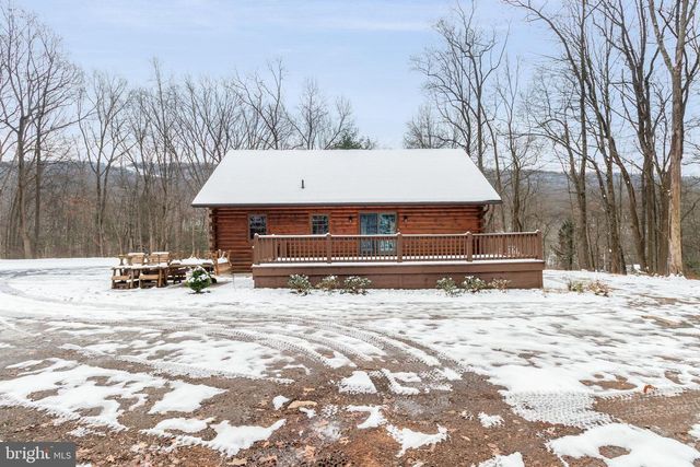 2620 ELLENDALE RD, Dauphin, PA 17018