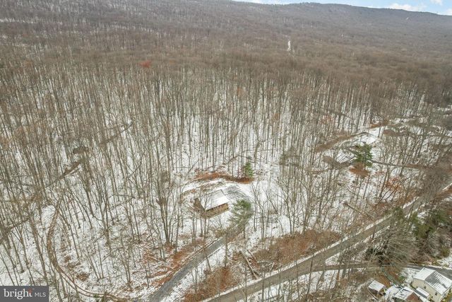 2620 ELLENDALE RD, Dauphin, PA 17018