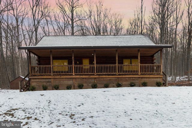 2620 ELLENDALE RD, Dauphin, PA 17018