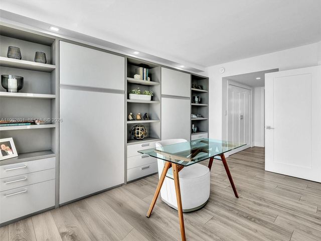 1155 Brickell Bay Dr 2011, Miami, FL 33131