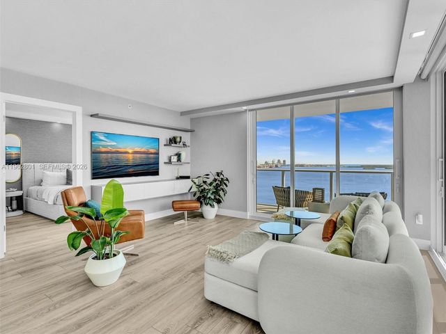 1155 Brickell Bay Dr 2011, Miami, FL 33131