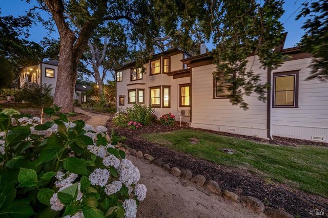 125 Cristo Ln, Santa Rosa, CA 95409