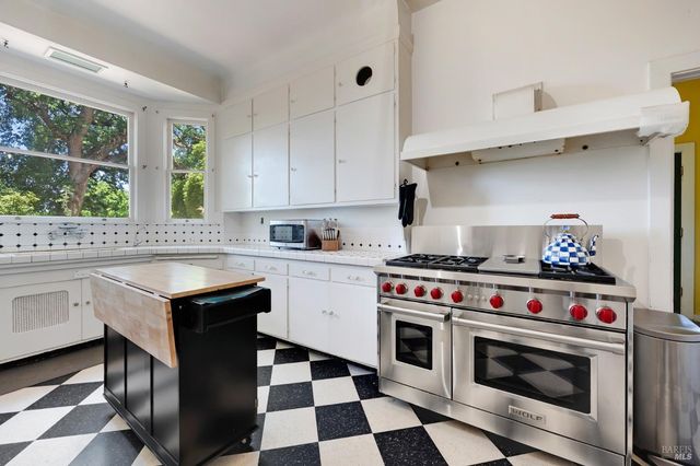 125 Cristo Ln, Santa Rosa, CA 95409